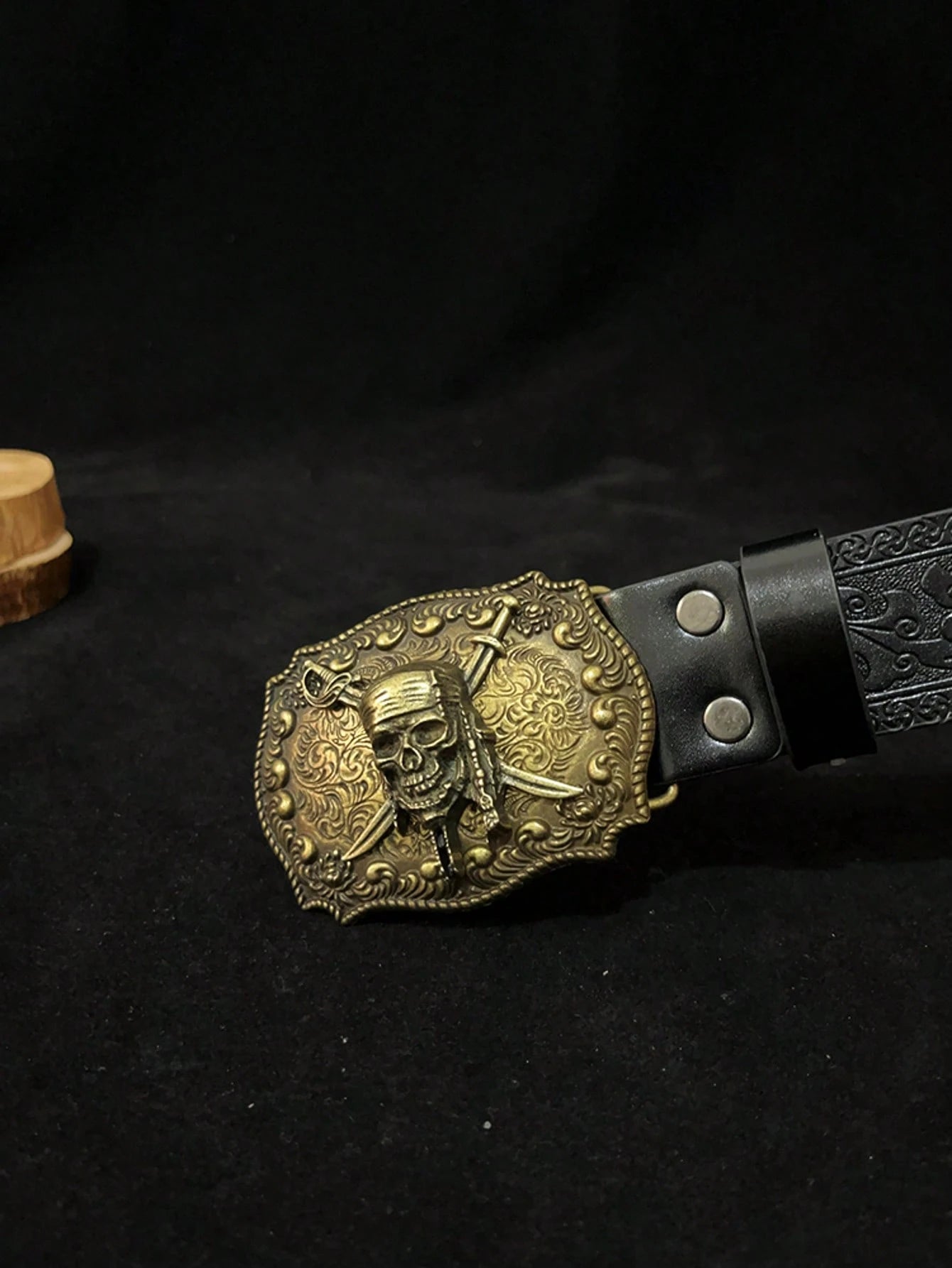 Vintage Gold Pirate Skull Belt - Floral Pattern PU Leather with Alloy Buckle